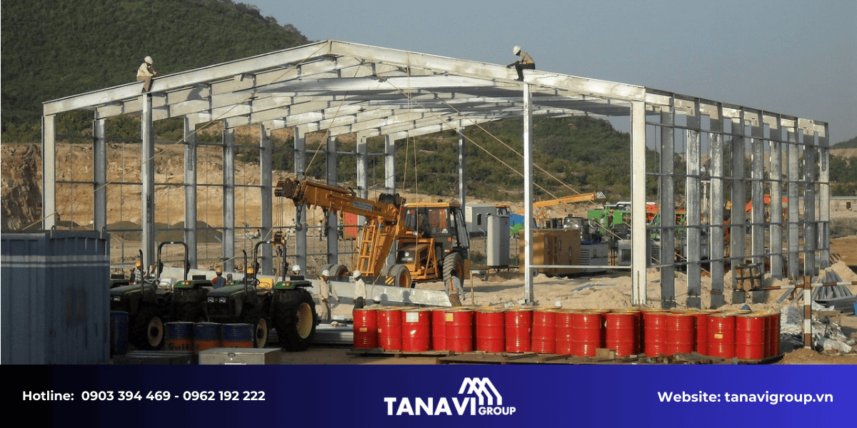 Tại sao nhà thép tiền chế đang trở thành xu hướng tại TP.HCM?