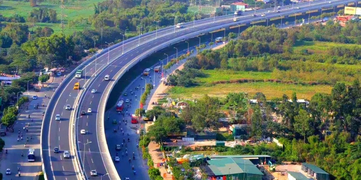 Tại Sao Nên Chọn Nhà Thầu Chuyên Nghiệp Khi Thi Công Cầu Đường?