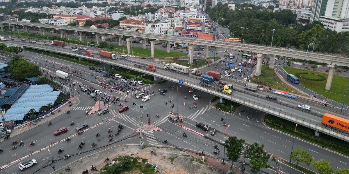 Vai Trò Của Kết Cấu Thép Trong Thiết Kế Cầu Vượt Và Hạ Tầng Giao Thông