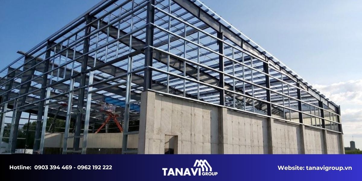 Báo giá thi công nhà thép tiền chế tại Hậu Giang