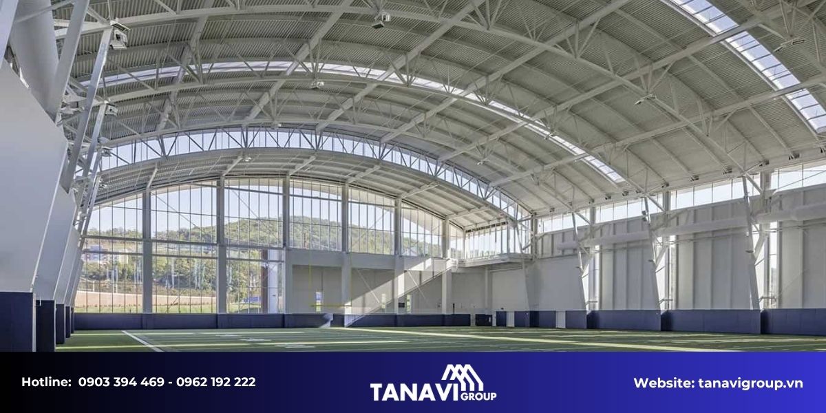 Các yếu tố cần lưu ý khi xây dựng trung tâm thể thao và nhà thi đấu bằng thép tiền chế