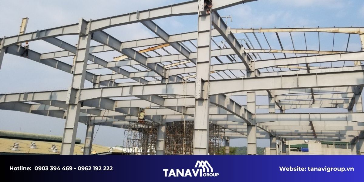 Lý do nên lựa chọn nhà xưởng 2 tầng bằng kết cấu thép