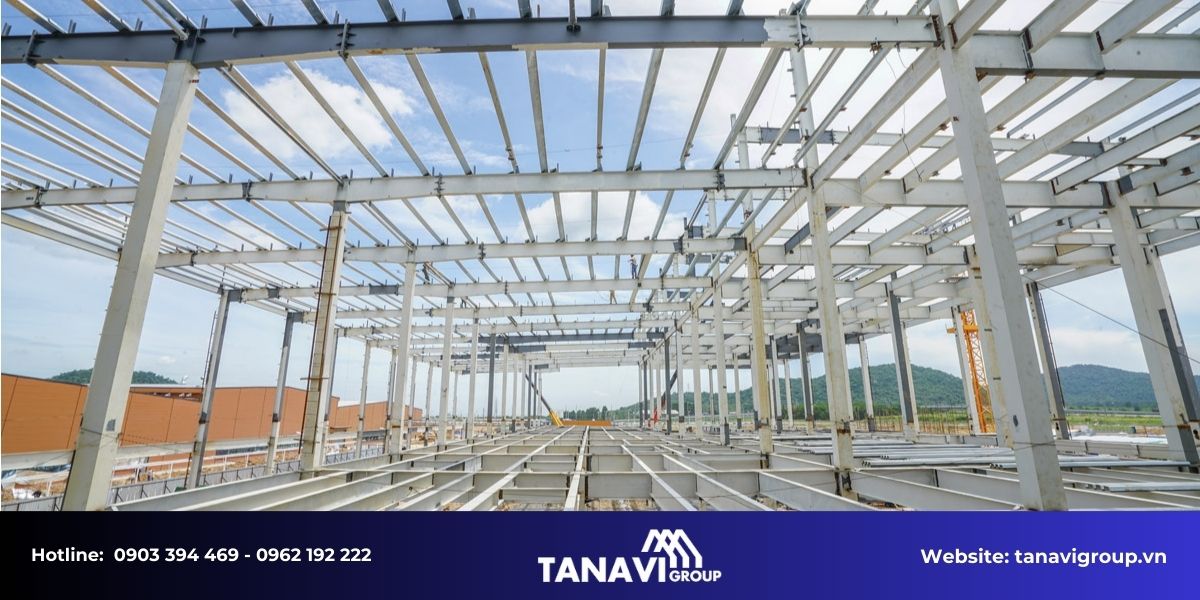 Tại sao chọn Tanavi Group là nhà thầu thi công nhà thép tiền chế tại Đắk Lắk?